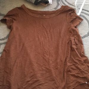 Burnt orange shirt sleeves shirt